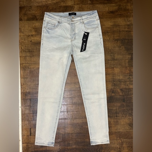 Purple Brand P001Size 34 light wash no distressing)